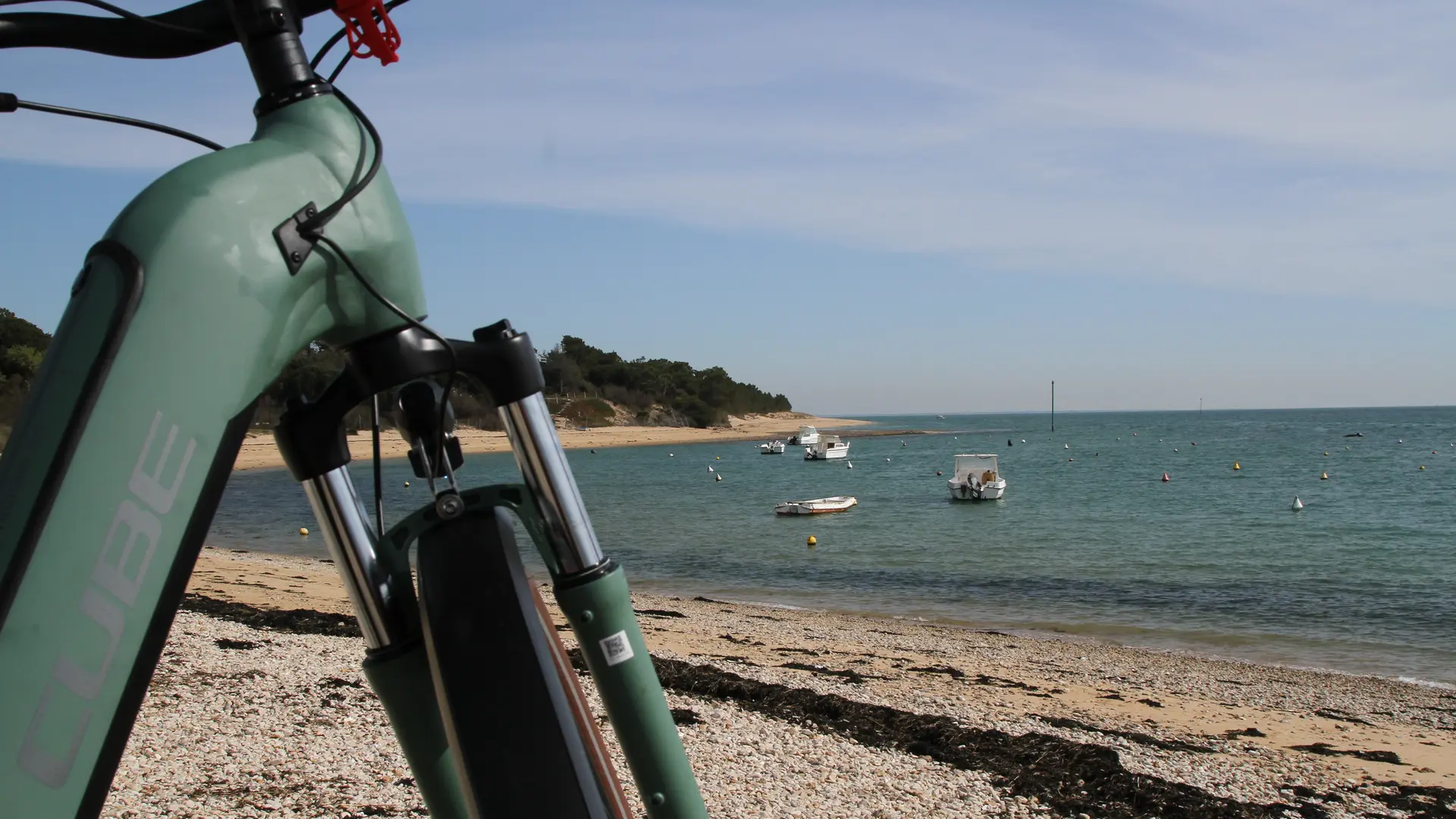 Vélo électrique Cube - Location sur l'île de Ré