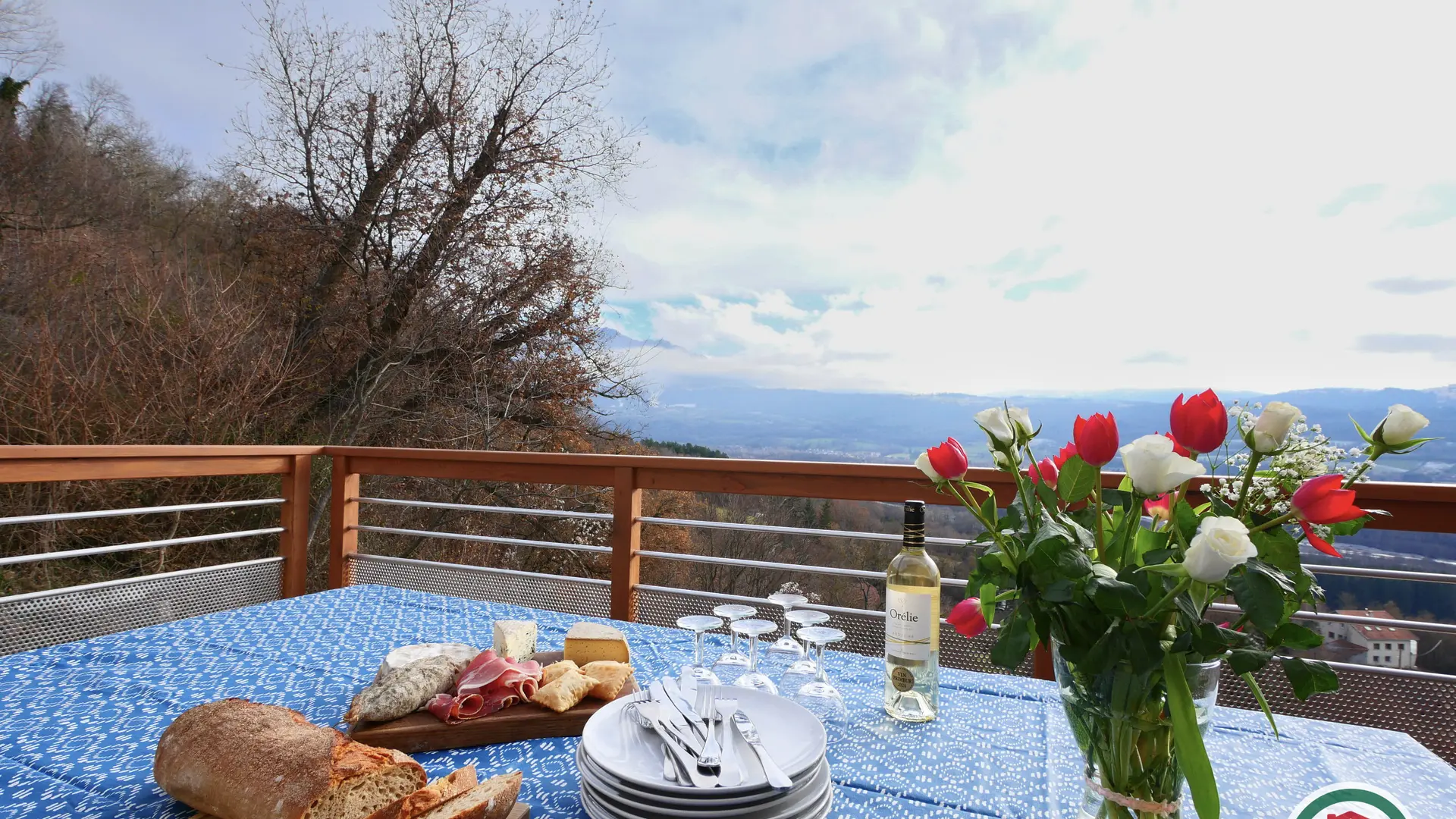 Location Gîte L'Arche à Buissard