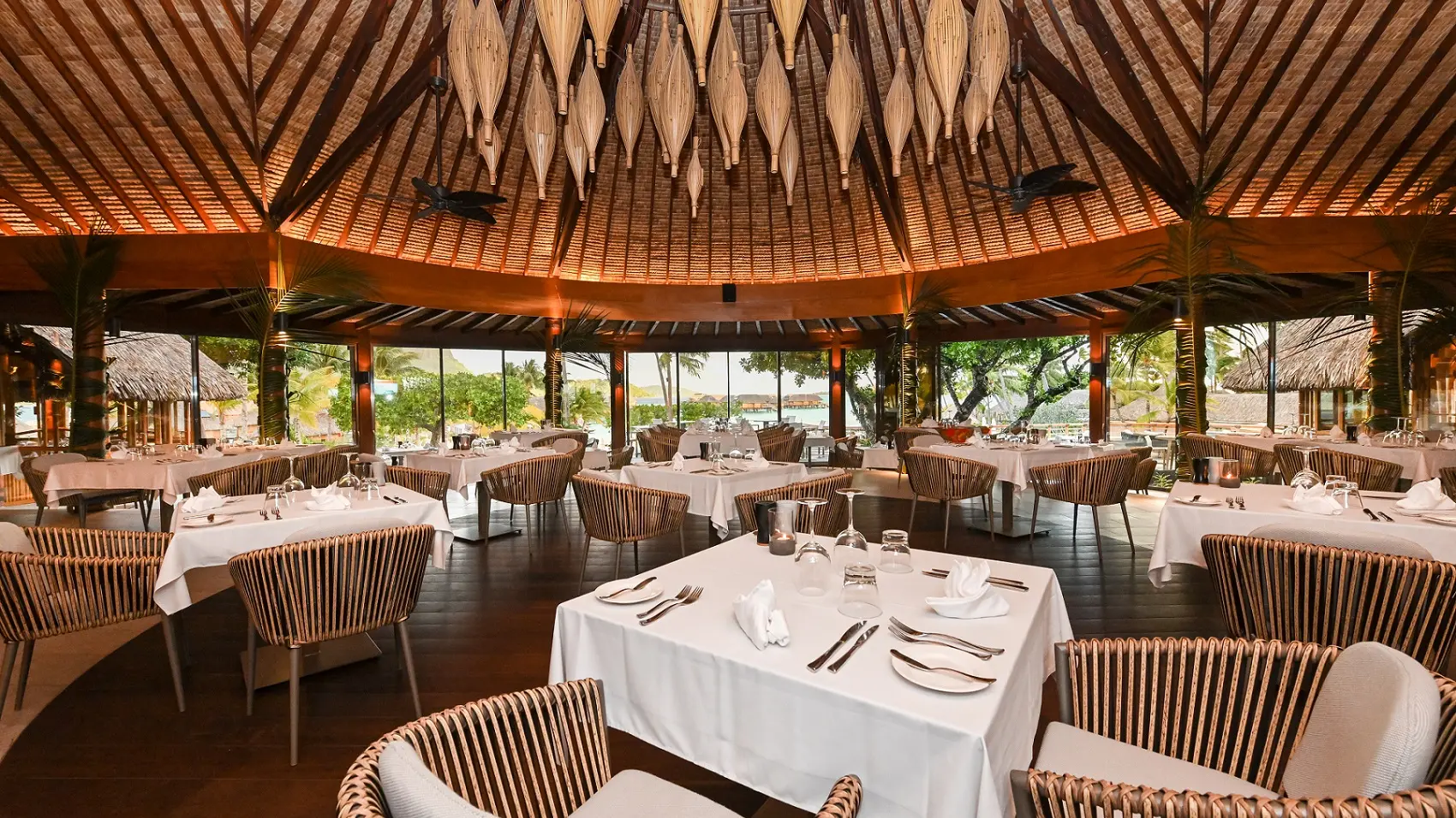 Restaurant Otemanu - Le Bora Bora By Pearl Resorts