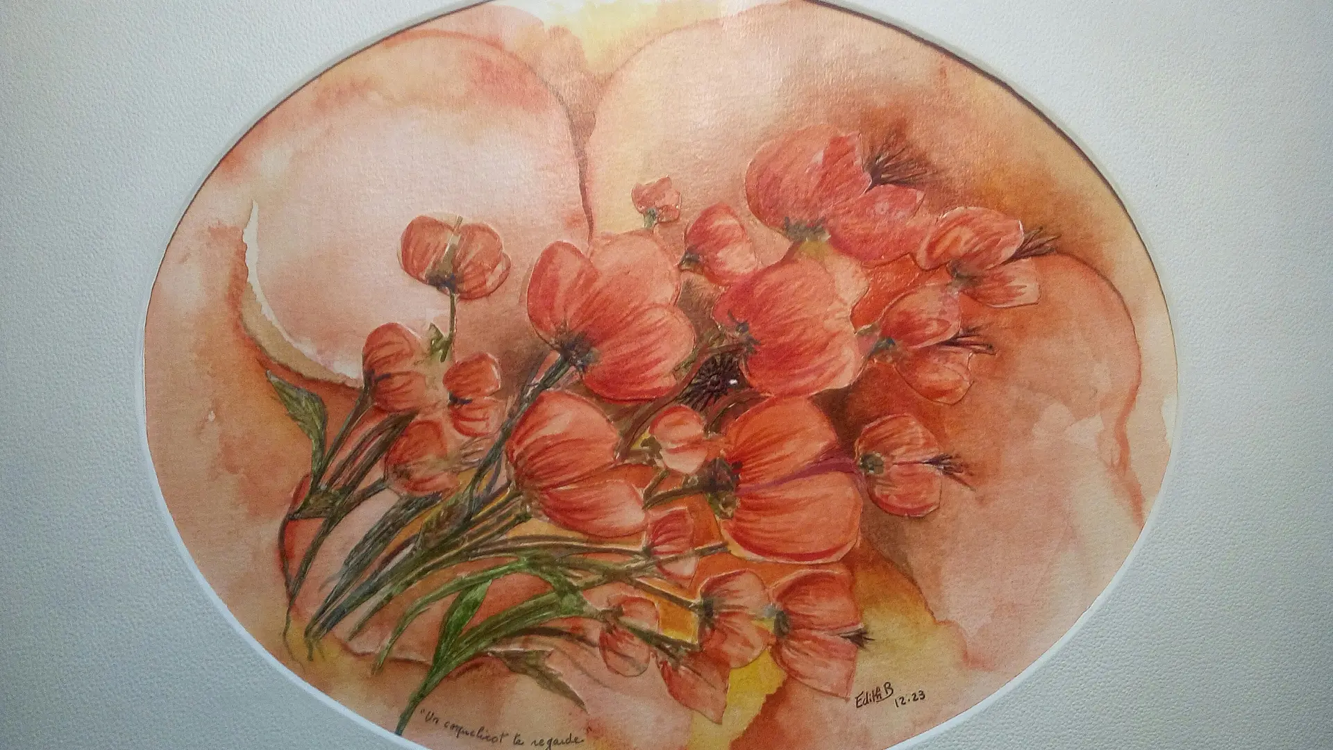 Un coquelicot te regarde