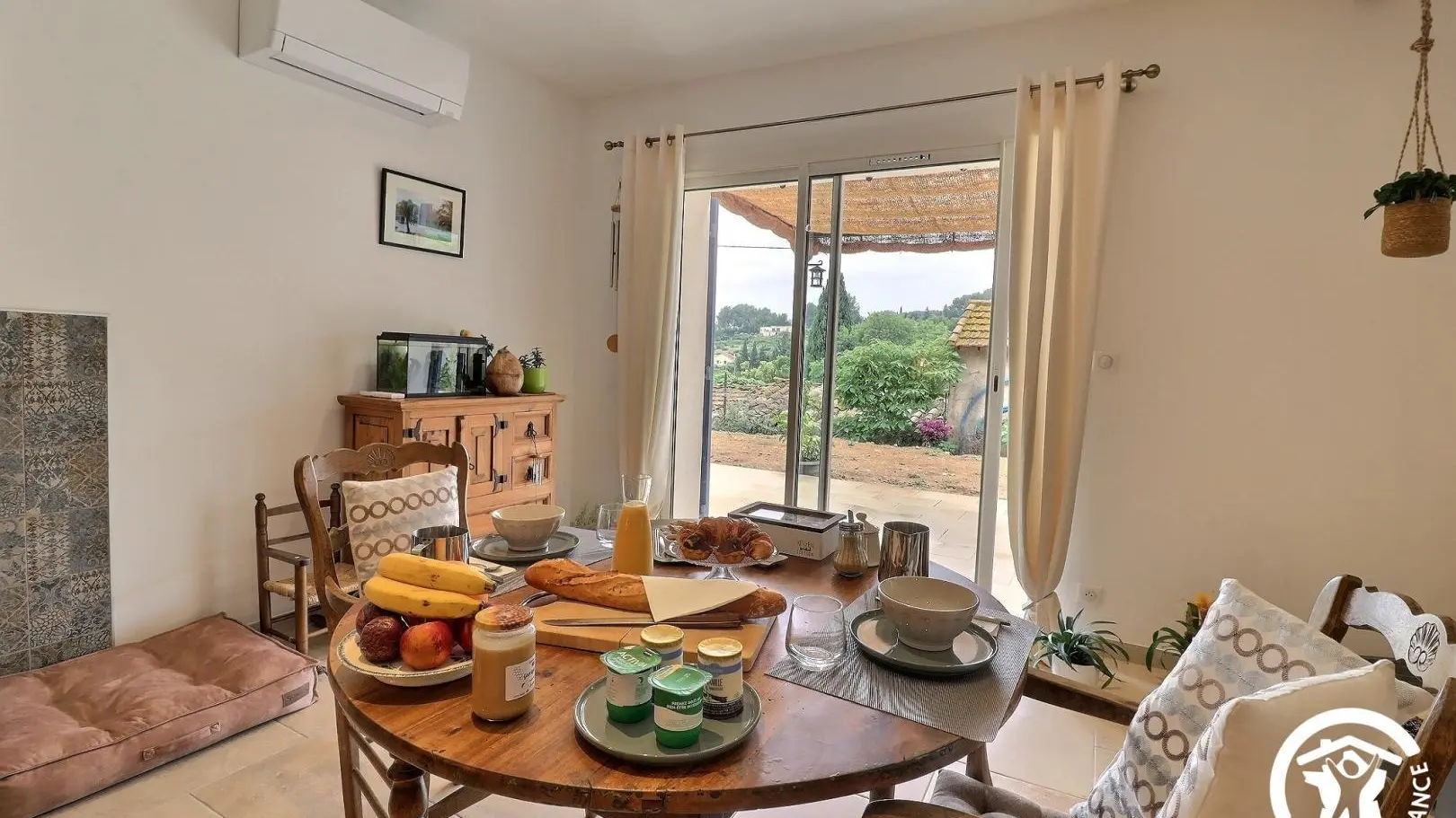 La bastide au petit déjeuner