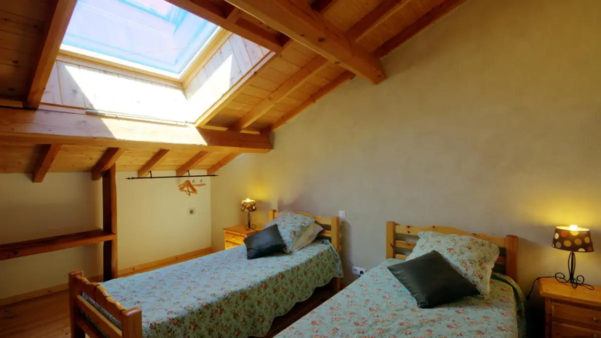 Chambre avec 2 lits simples