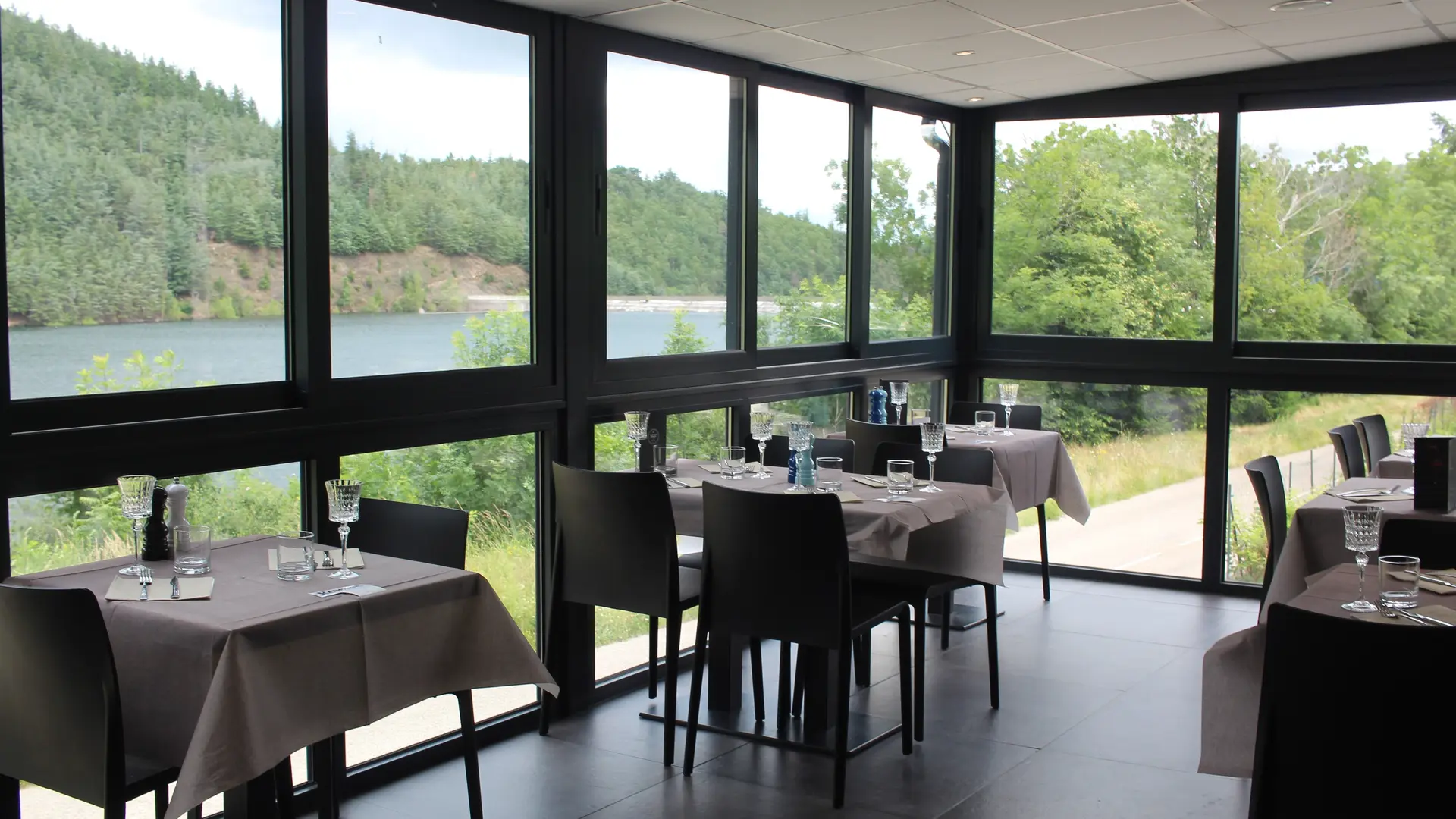 TERRASSE DE 30M2