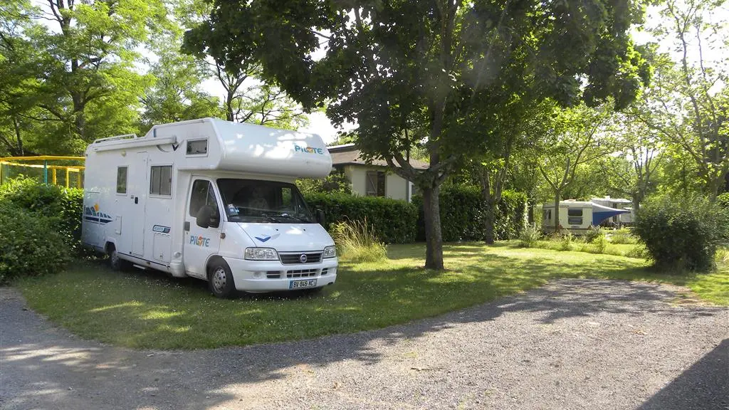 Emplacement camping-cars