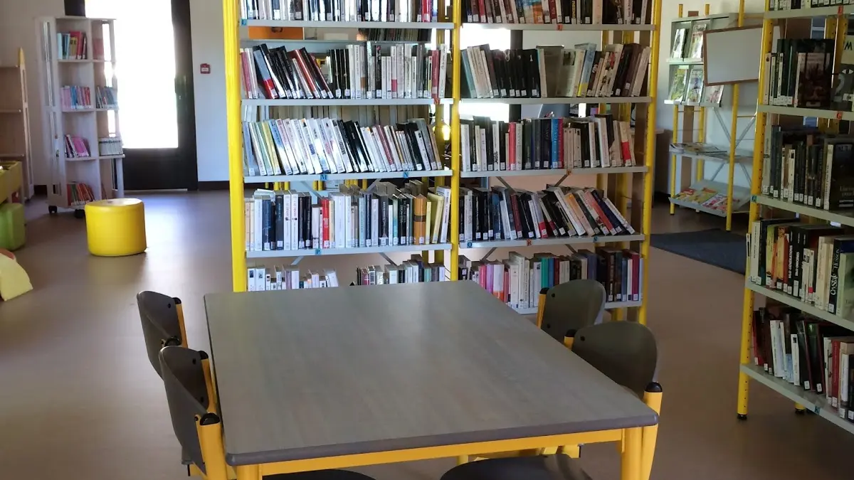 Bibliothèque - Copponex