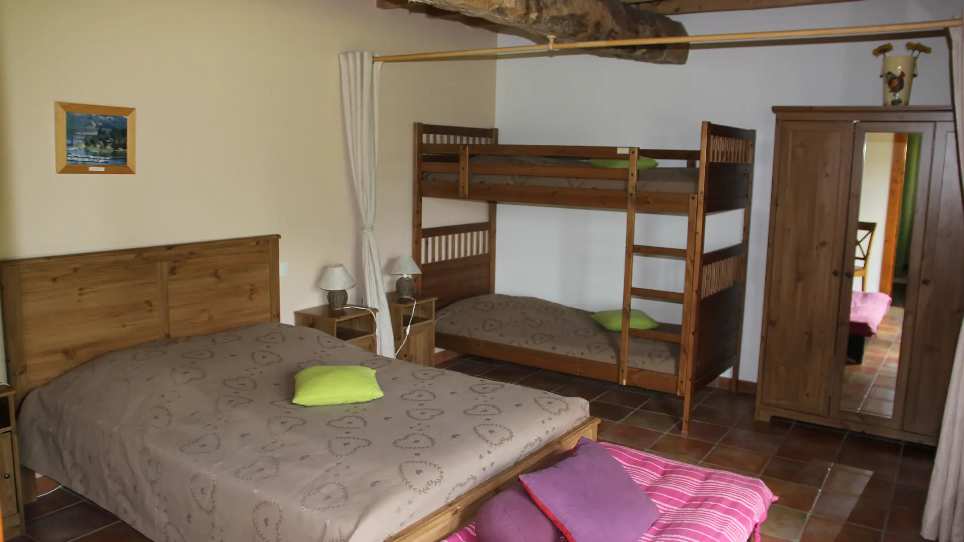 Chambre 4 places en rez-de-chaussée
