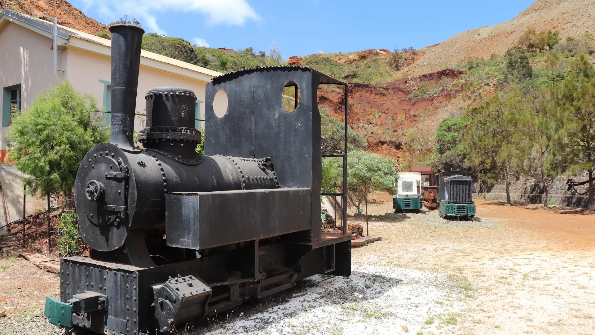 train, montagne, mine, Tiébaghi, Koumac