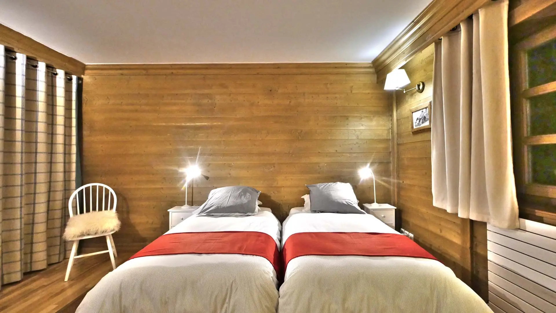 Chambre avec deux lits simple - Chalet les Alpes Val d'Isère