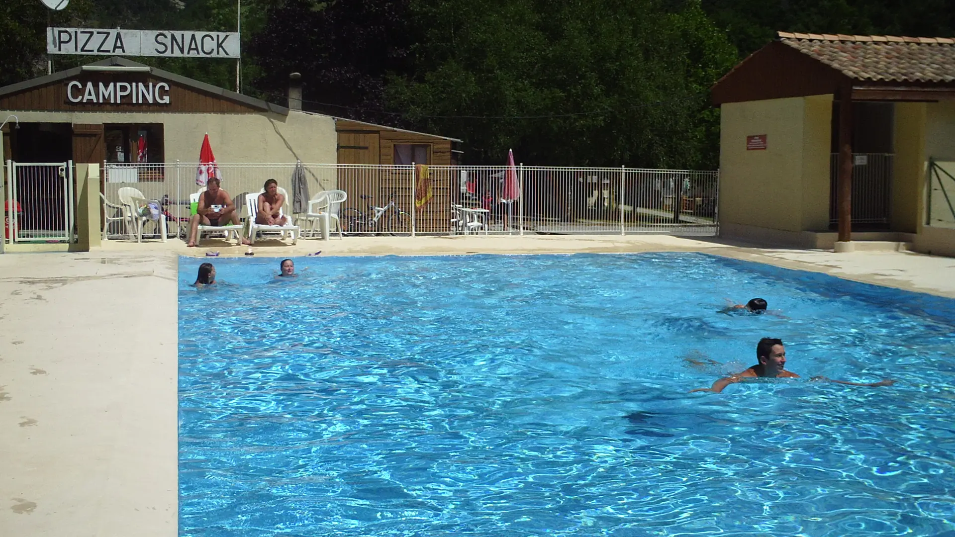 Piscine du camping