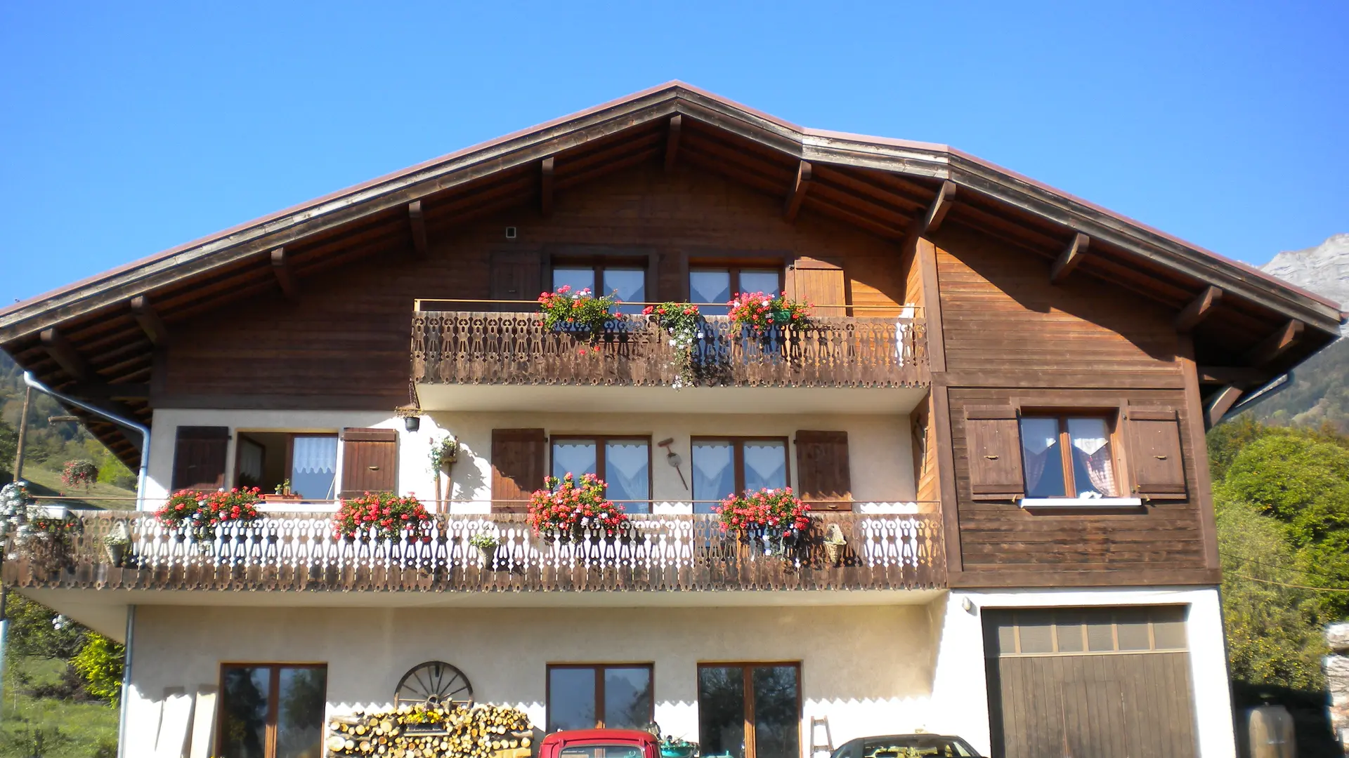 façade chalet
