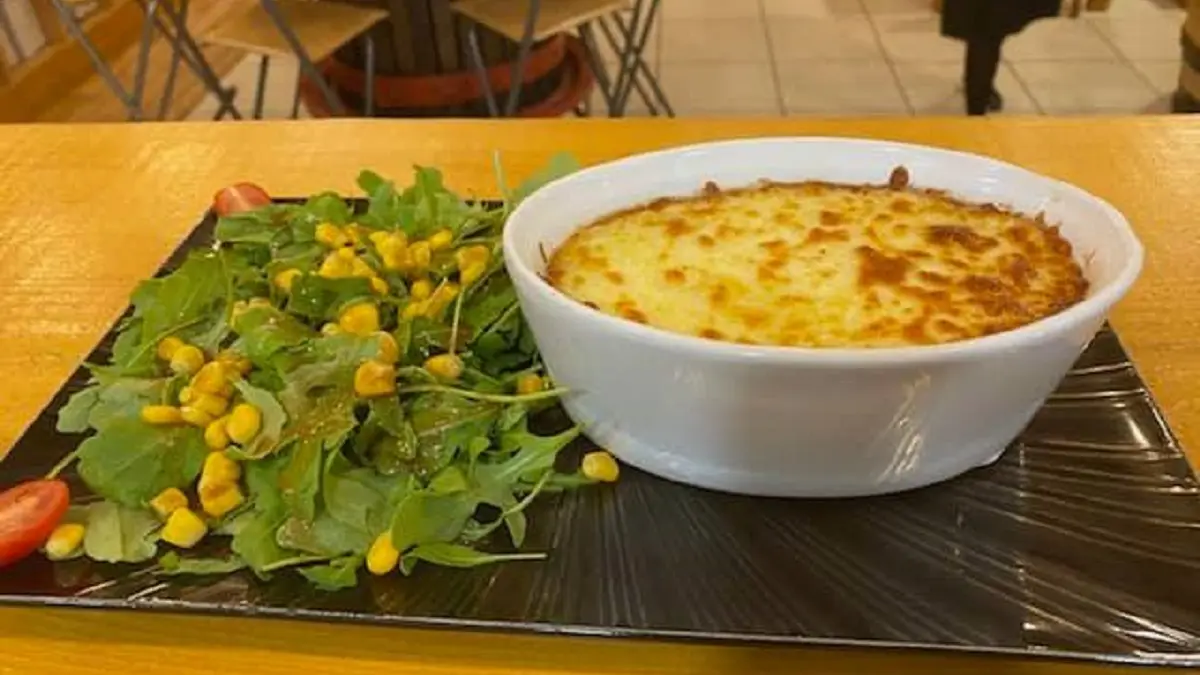 Parmentier à l'éffilochée  de confit de canard