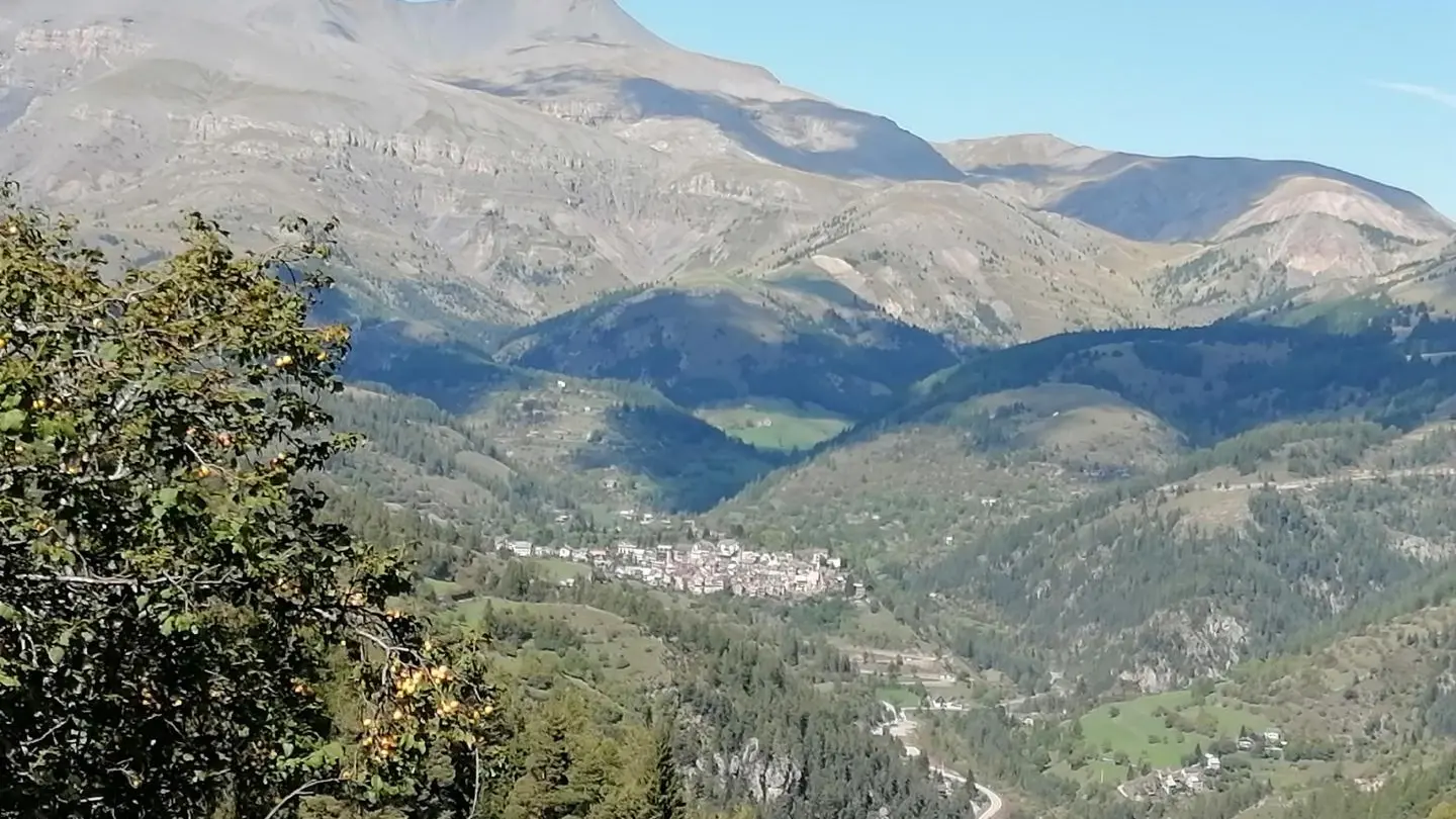 La Fuont-Couchant-Vue des montagnes-Beuil-Gîtes de France des Alpes-Maritimes