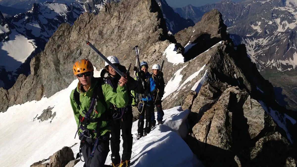 Alpinisme avec le Bureau des guides du Champsaur-Valgaudemar