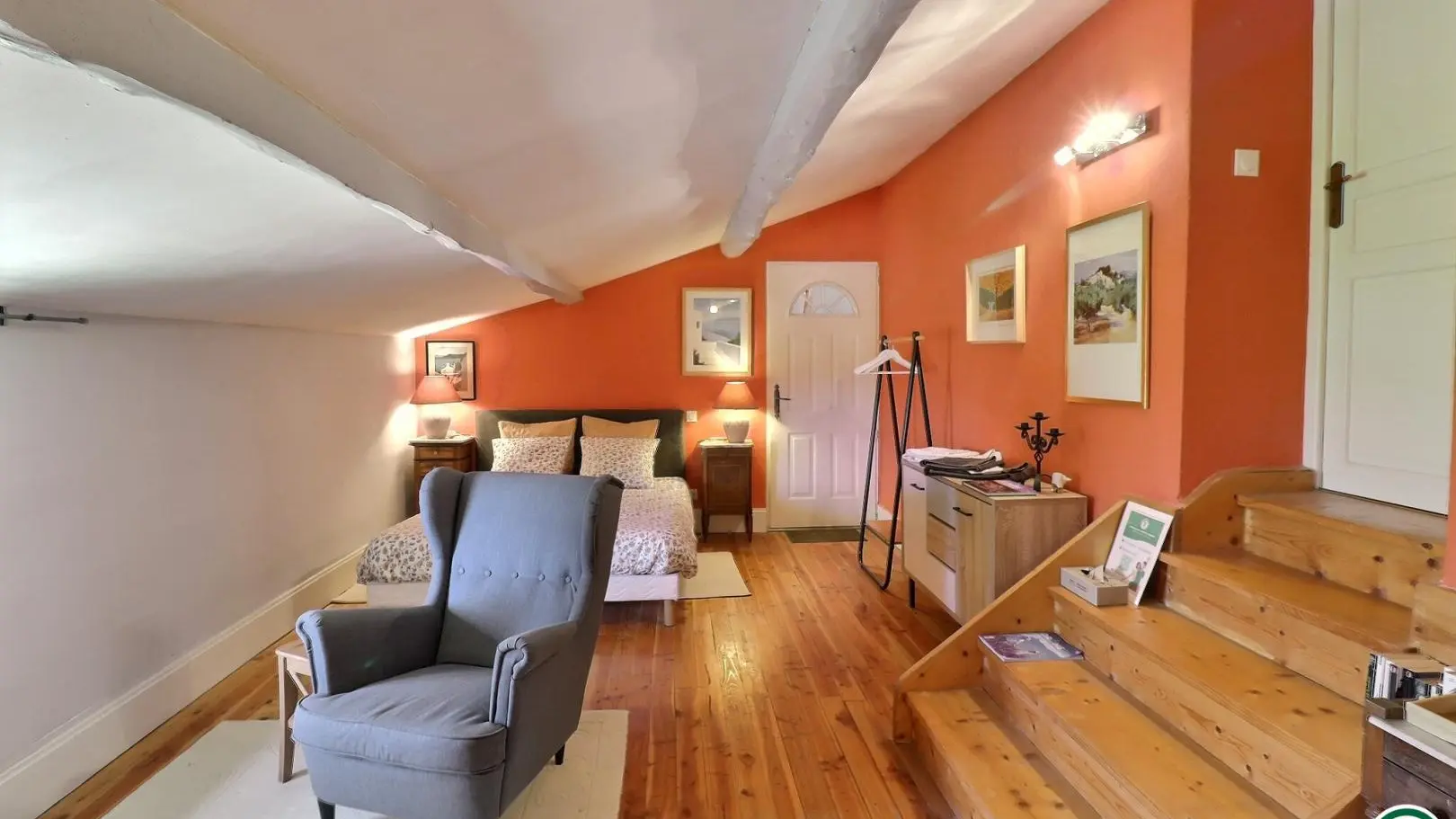 Chambre climatisée ARDECHE : lit queen size 160x200cm
