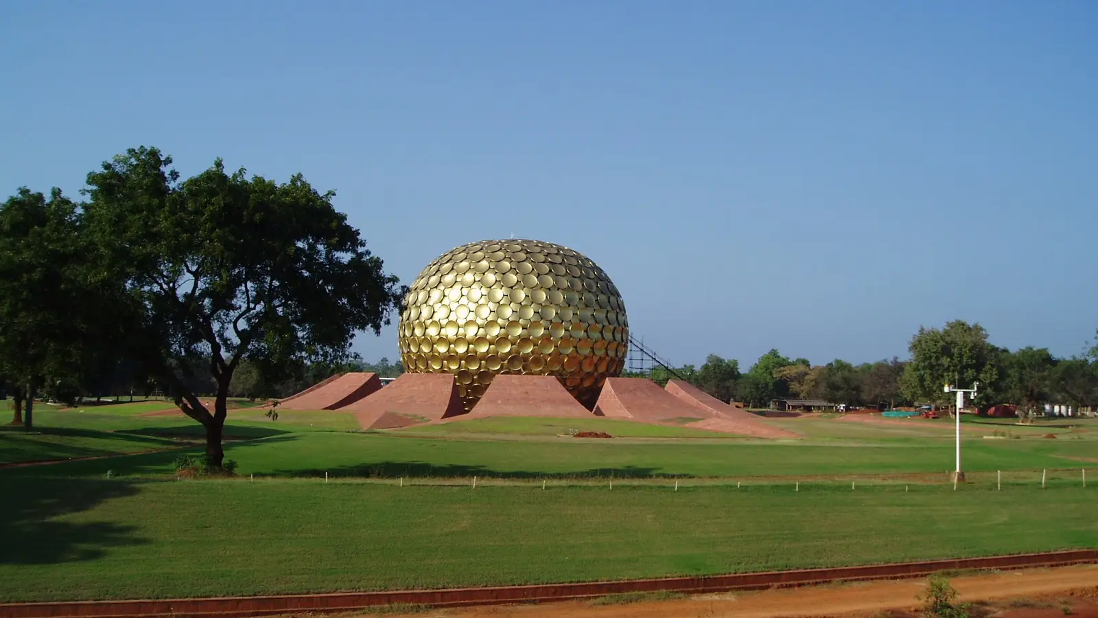 Mandala Voyages Auroville