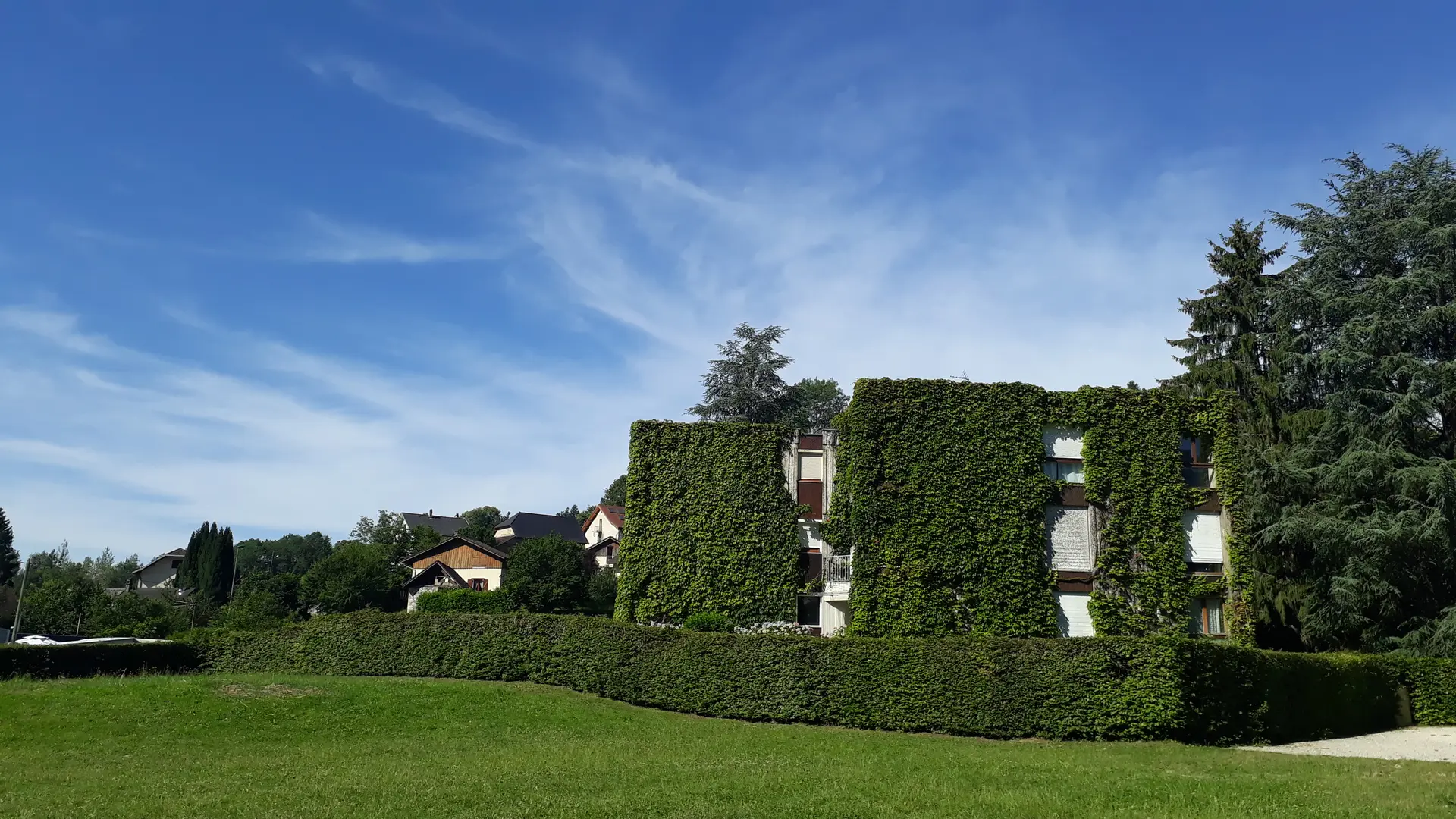 Résidence au bord du lac d'Aiguebelette