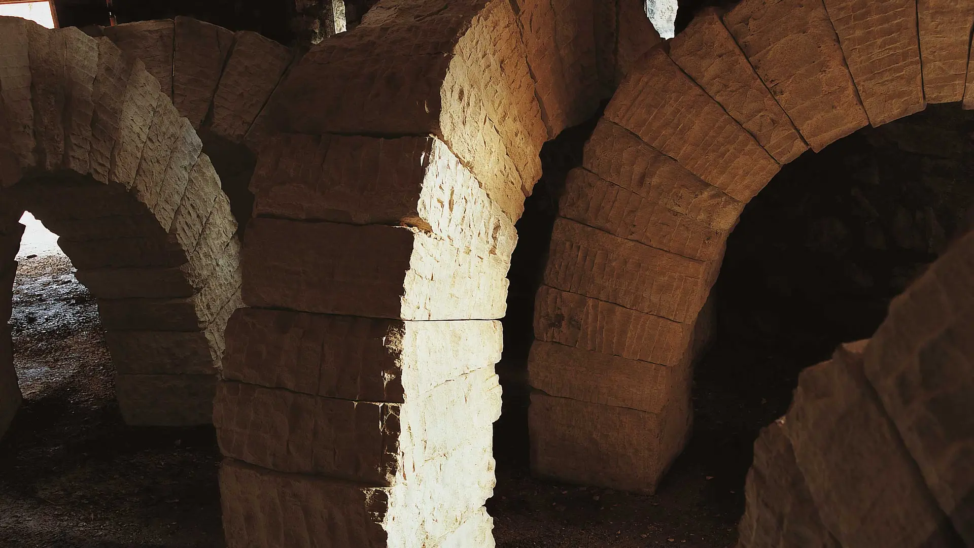 Andy Goldsworthy, Refuge d’Art-Ferme Belon, 2003, Collection Musée Gassendi