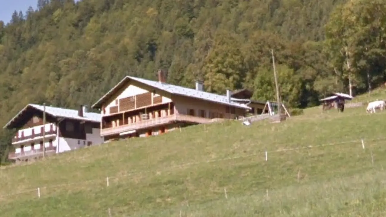 Vue de la maison route de Lormay