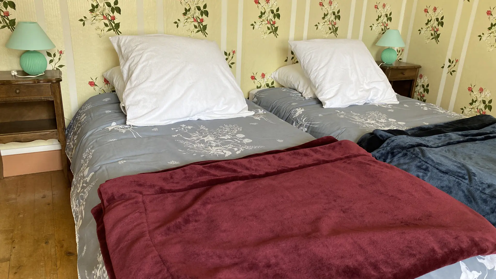 Chambre lits jumelés