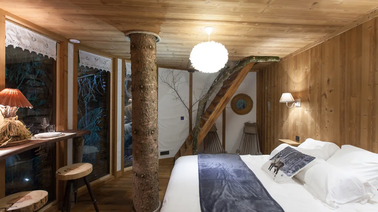 Nuit insolite dans une cabane à St Nicolas la Chapelle