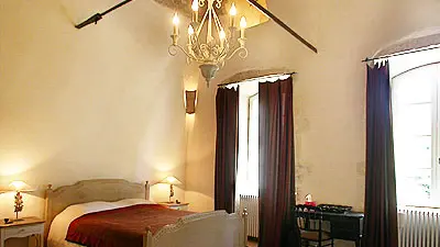 La chambre de la Tour de Mornas