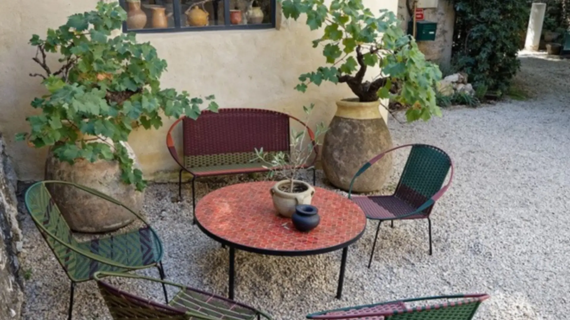 Bed & Breakfast Maison Paulette in Eygalières private terrace