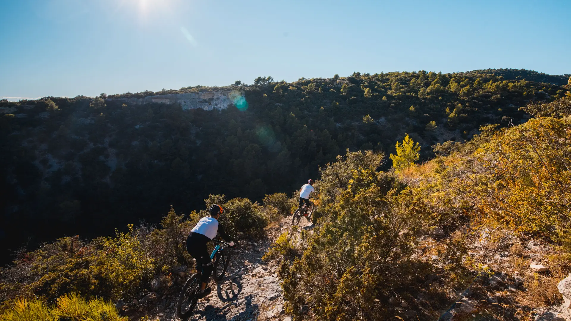 Tour du Mur de la Peste en VTT