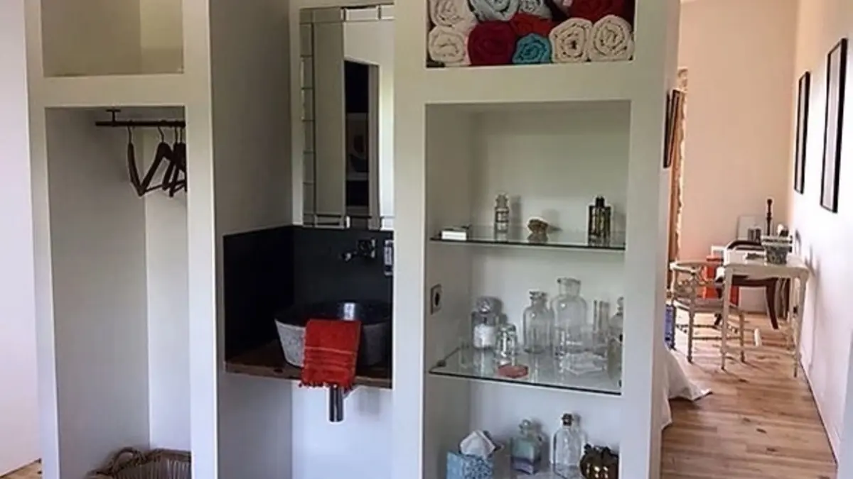 Salle d'eau chambre 1