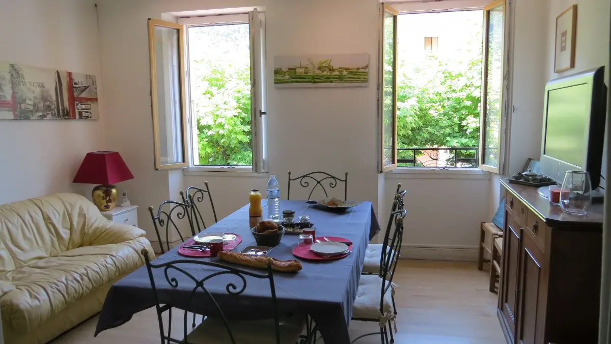 Table du petit déjeuner