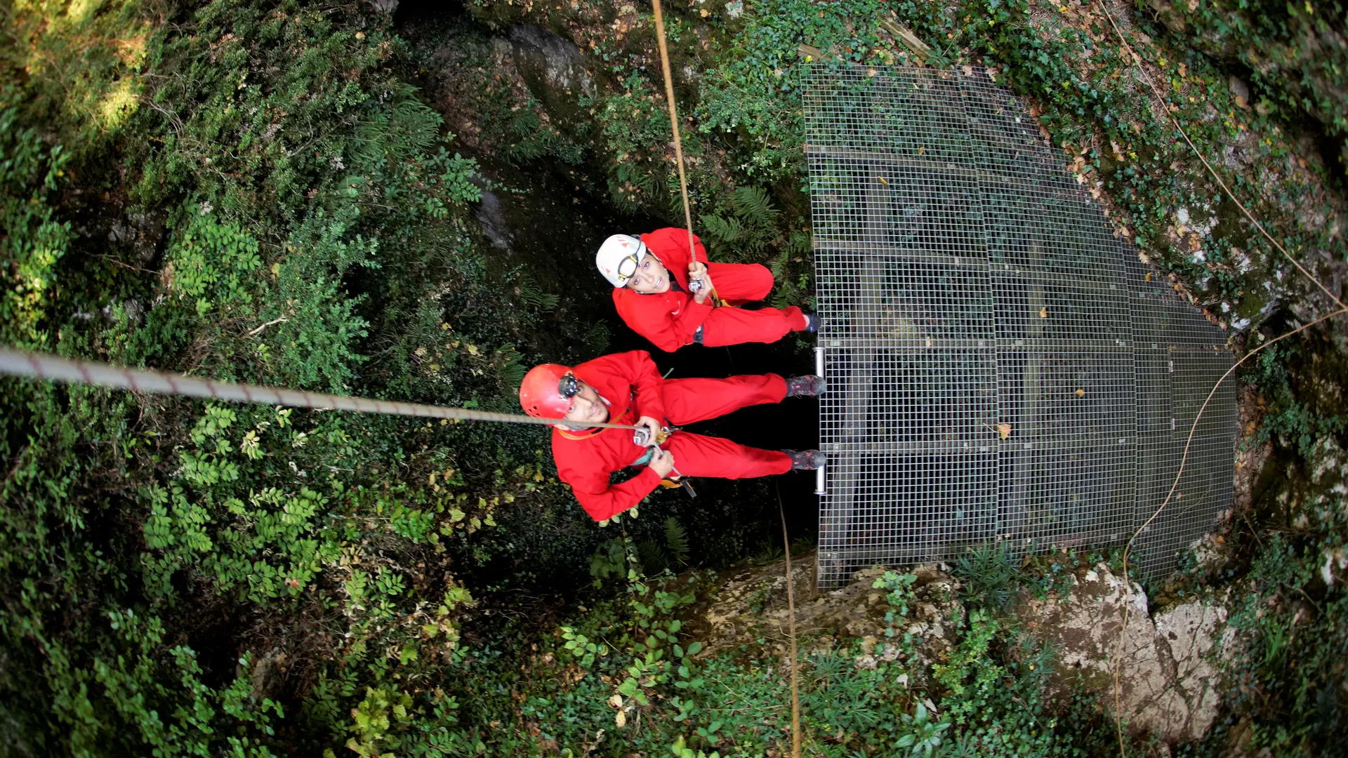 Activités spéléo La Descente Panoramique