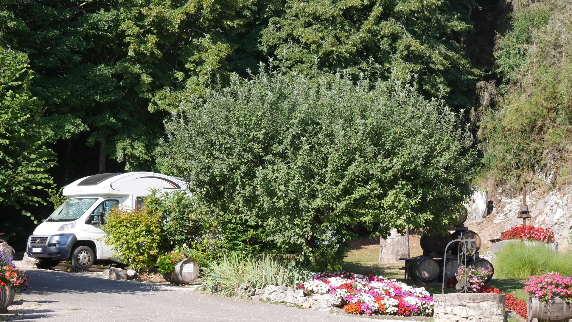 Aire d'accueil pour camping-cars Caveau Bugiste Vongnes