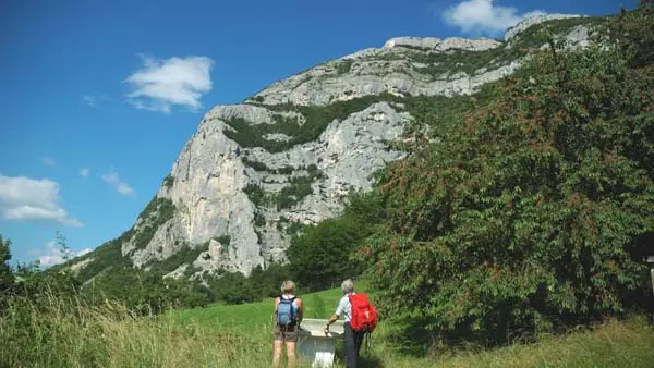 Sentier géologique de la grotte d'Orjobet