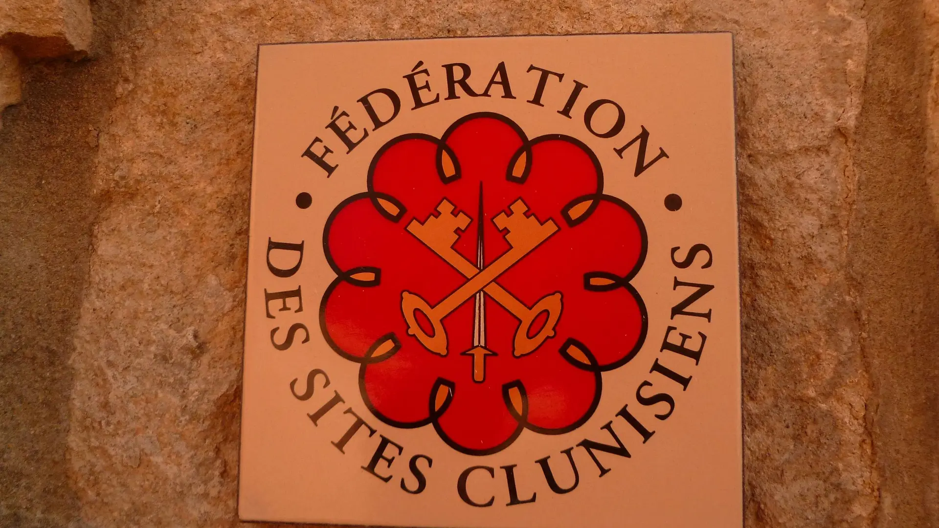 Sites clunisiens - Eglise saint Pierre