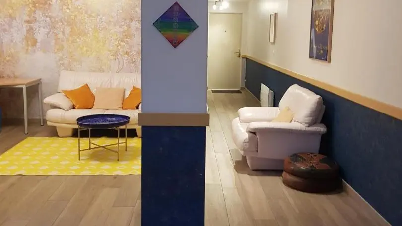Entrée commune au bâtiment