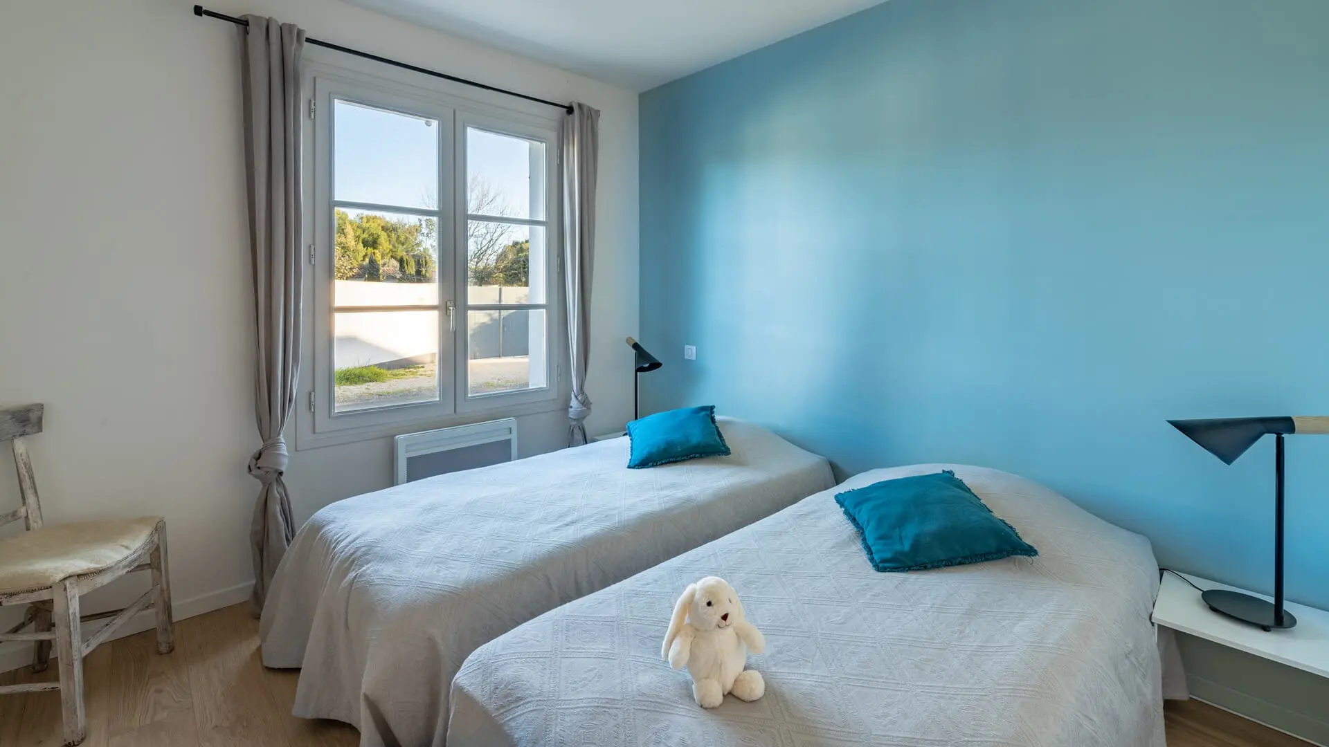 Habitación con 2 camas individuales