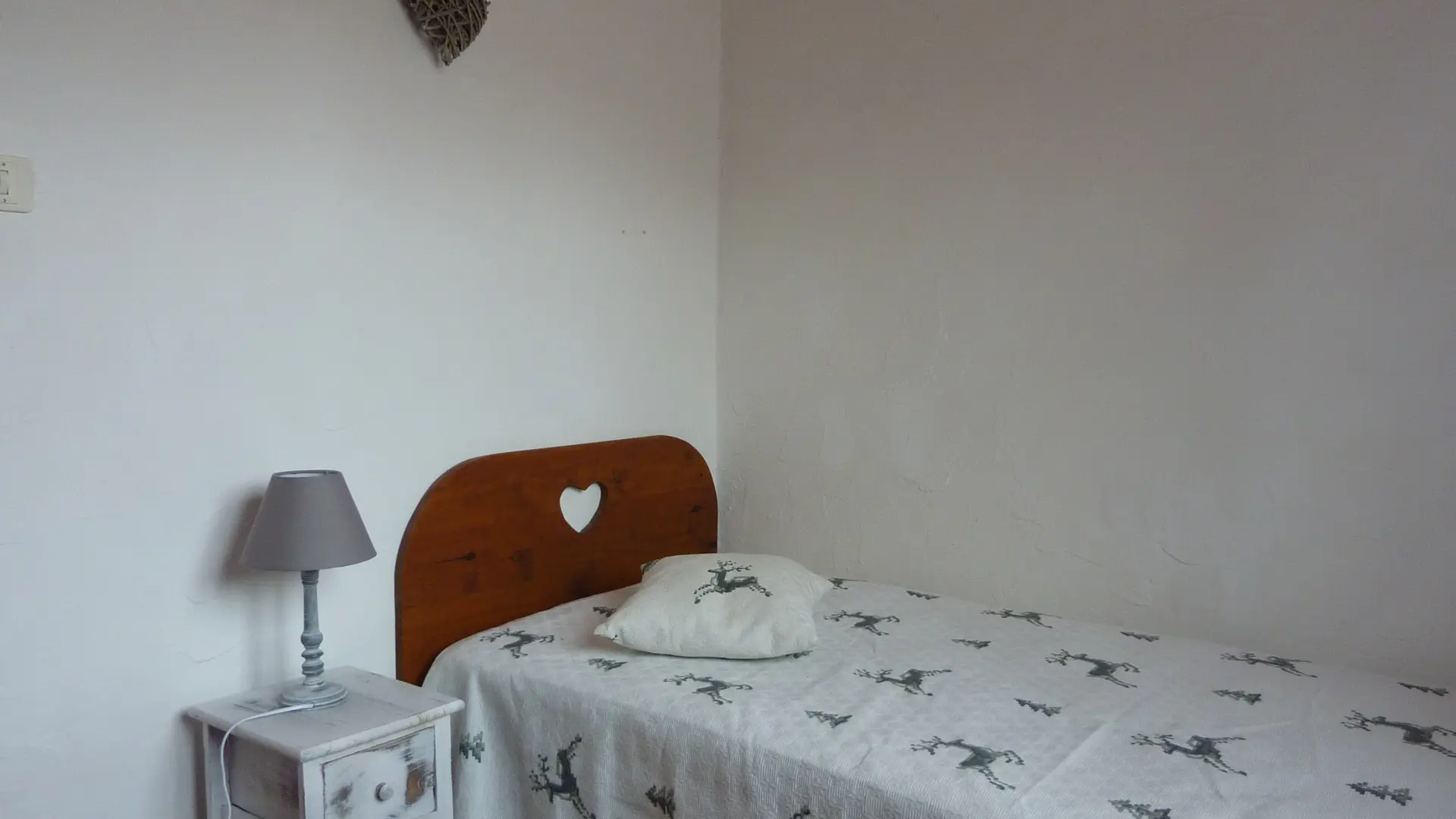 Chambre lit simple