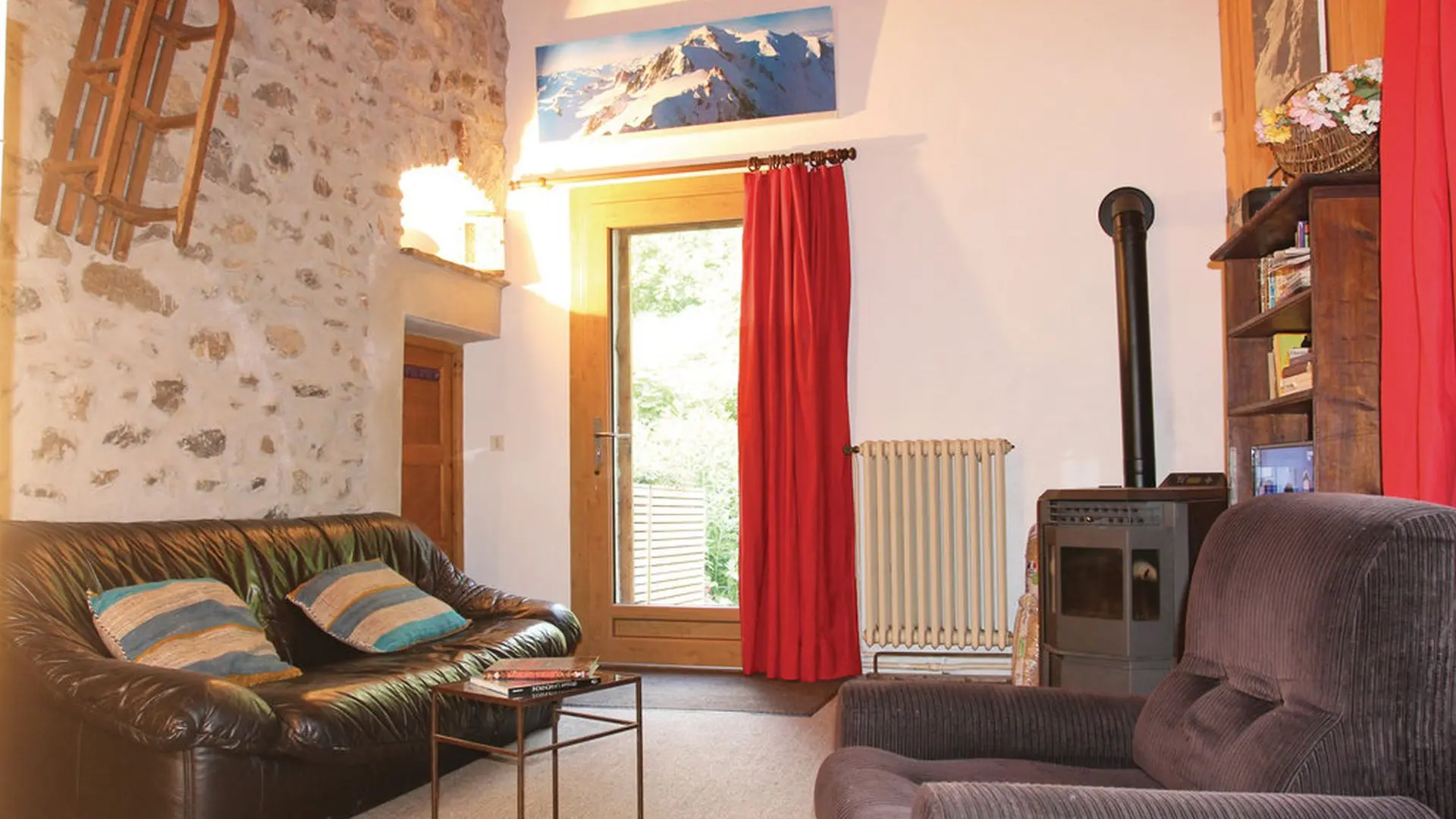 la porte d'entrée vue de la mezannine