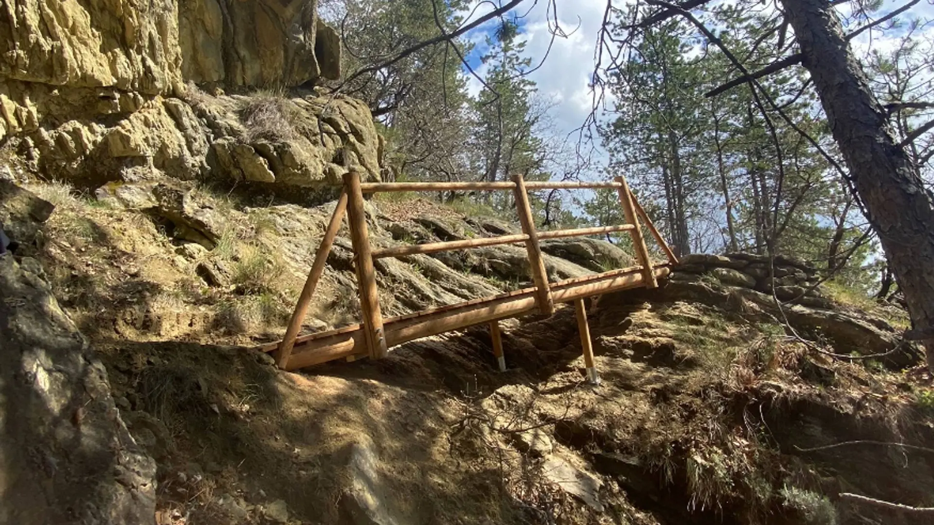 Nouvelle passerelle depuis avril 2023 pour faciliter le passage des vététistes