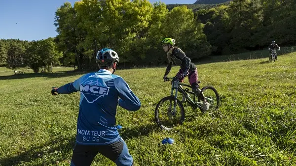 Initiation_VTT_ Freeride_Ecole_VTT_Montclar