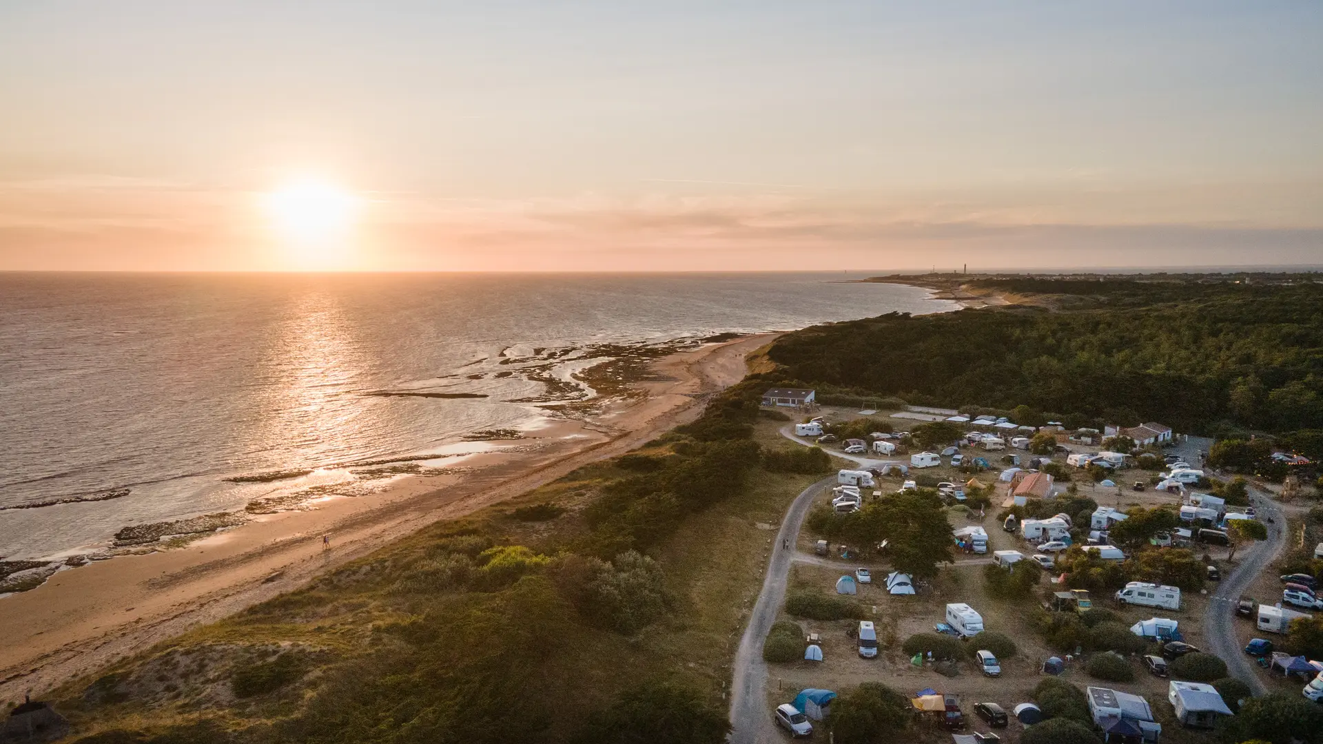 Strand und Campingplatz