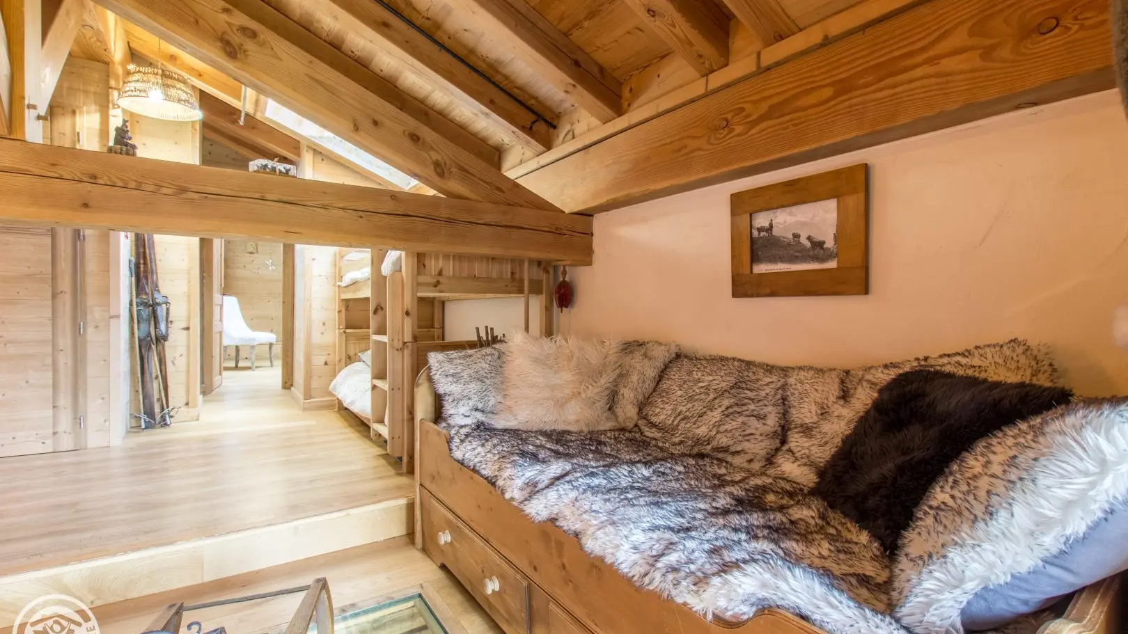 Banquette sur la mezzanine