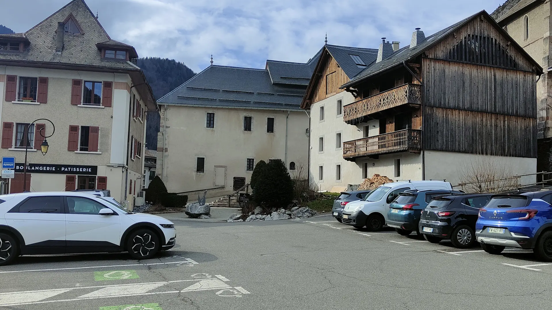 Vue depuis l'entrée du parking