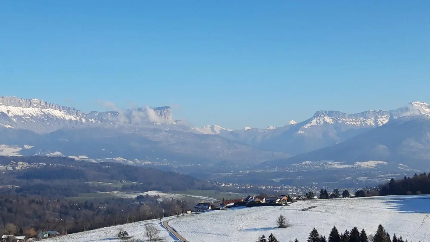 En descendant vers Annecy Pas d'inquiétude : les routes sont tout de suite dégagées !