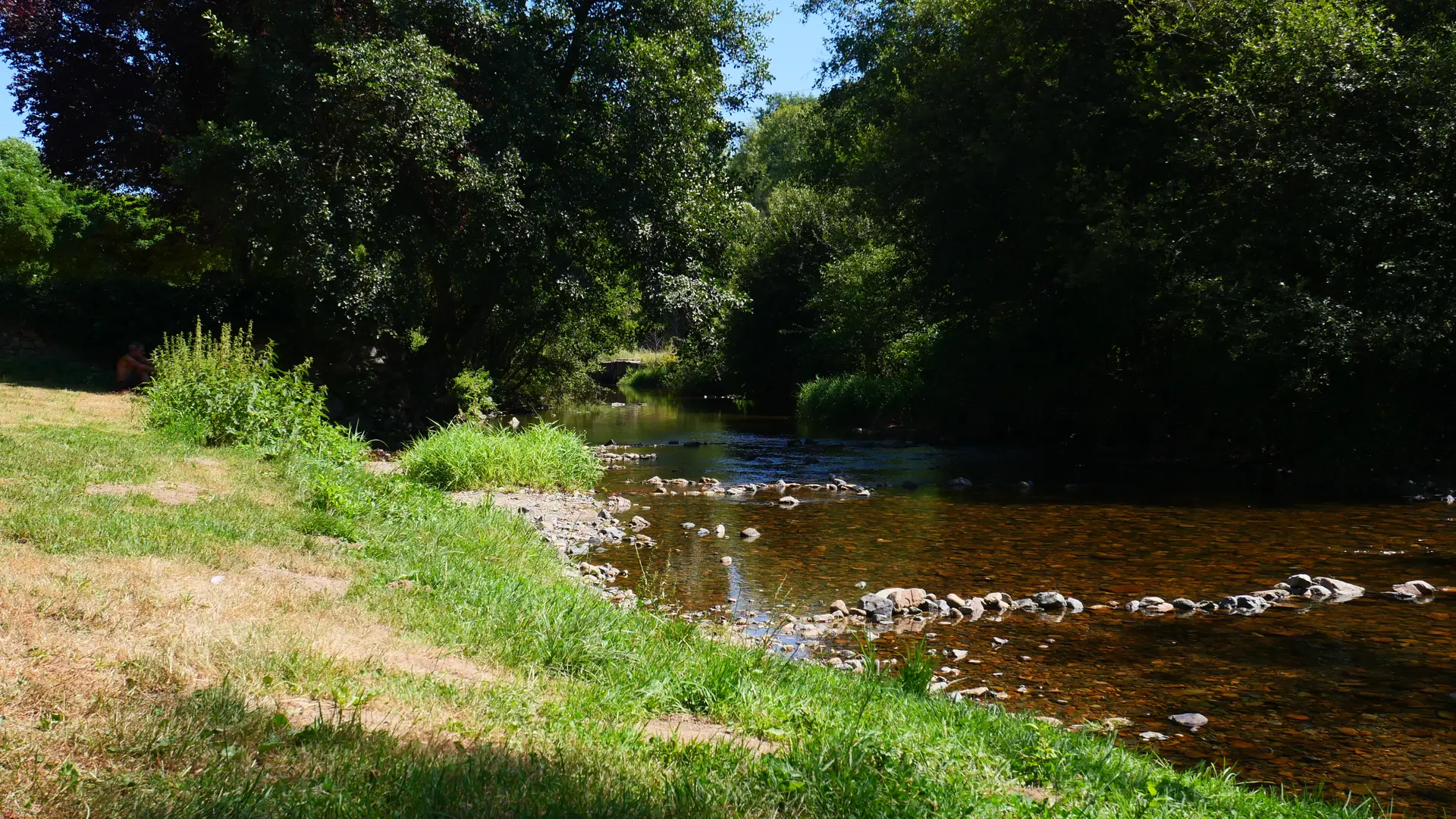 Aire de pique nique BAFFIE
