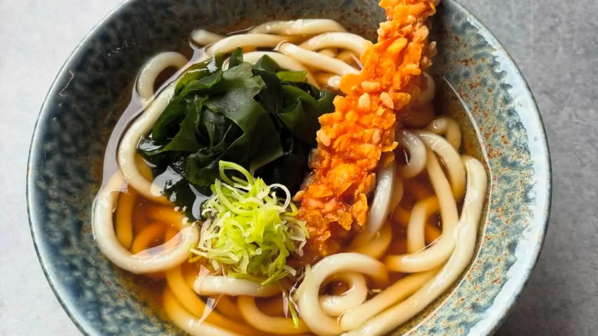 crevette panée et nouilles udon