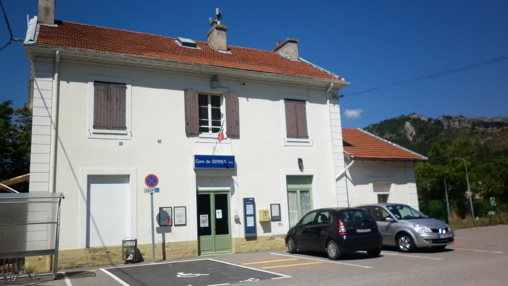 Gare SNCF de Serres