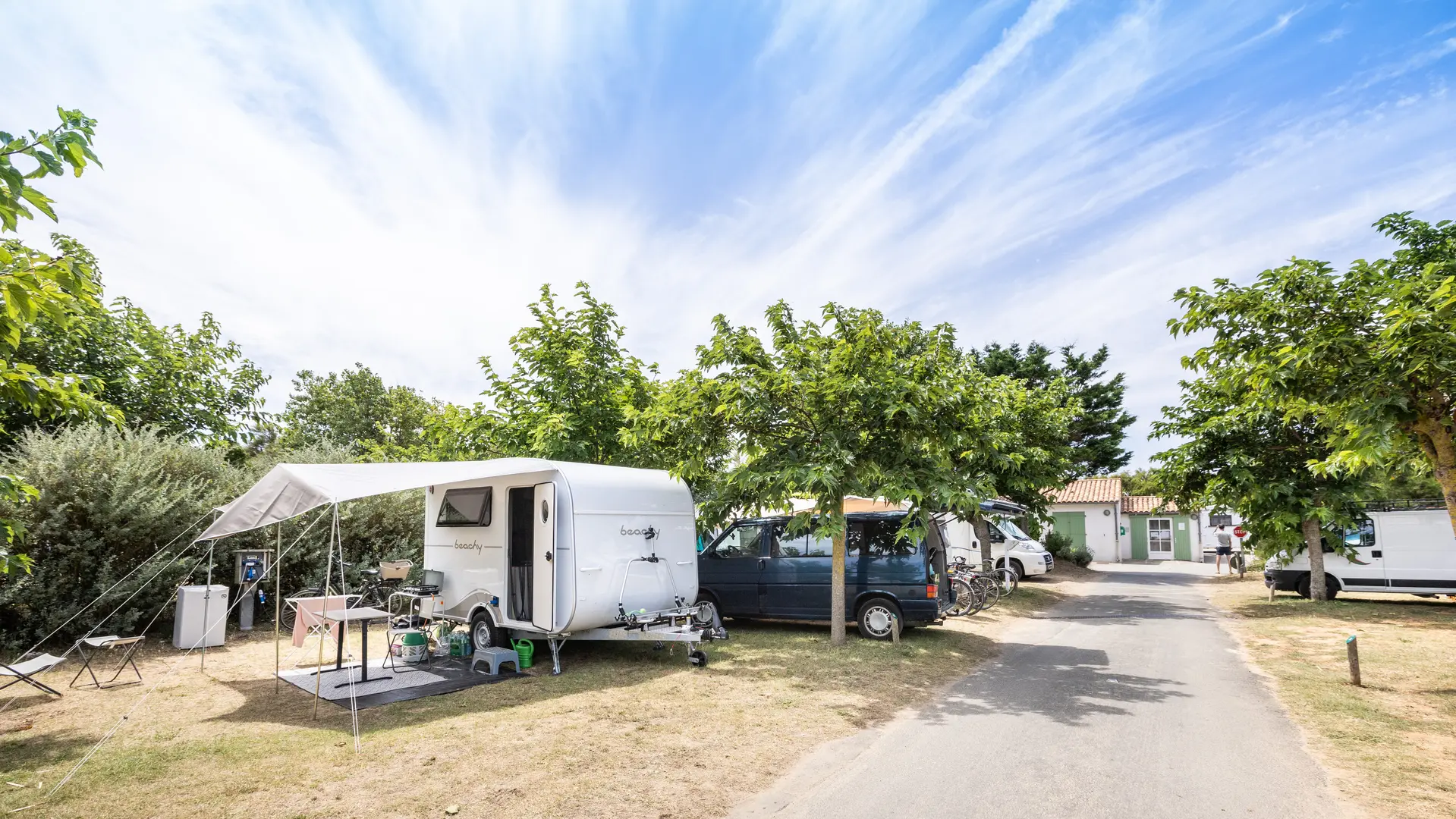 Allée et emplacements