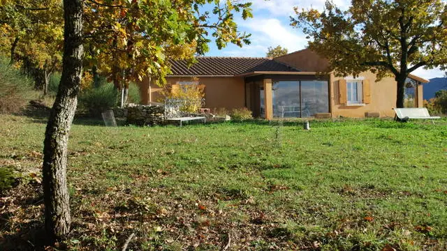 Location - Corinne Martin Deperdu Gervasoni