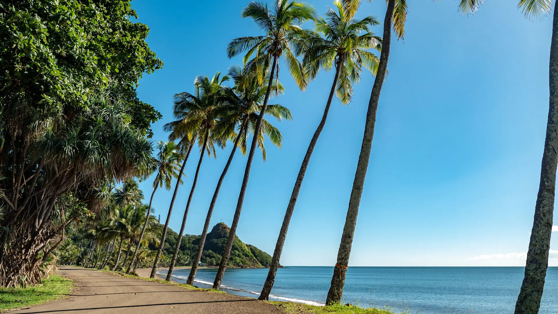 Baie de Bota Méré à Thio