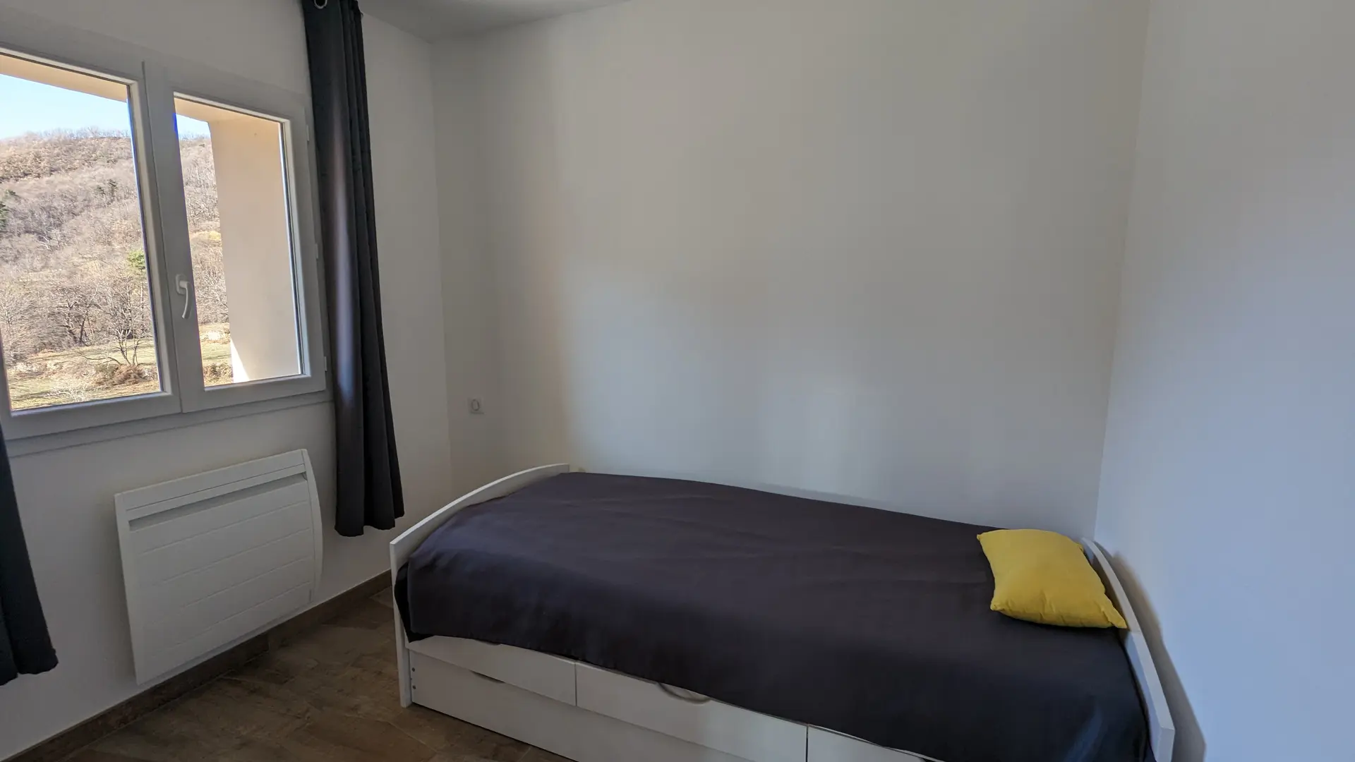 Chambre lit simple T3